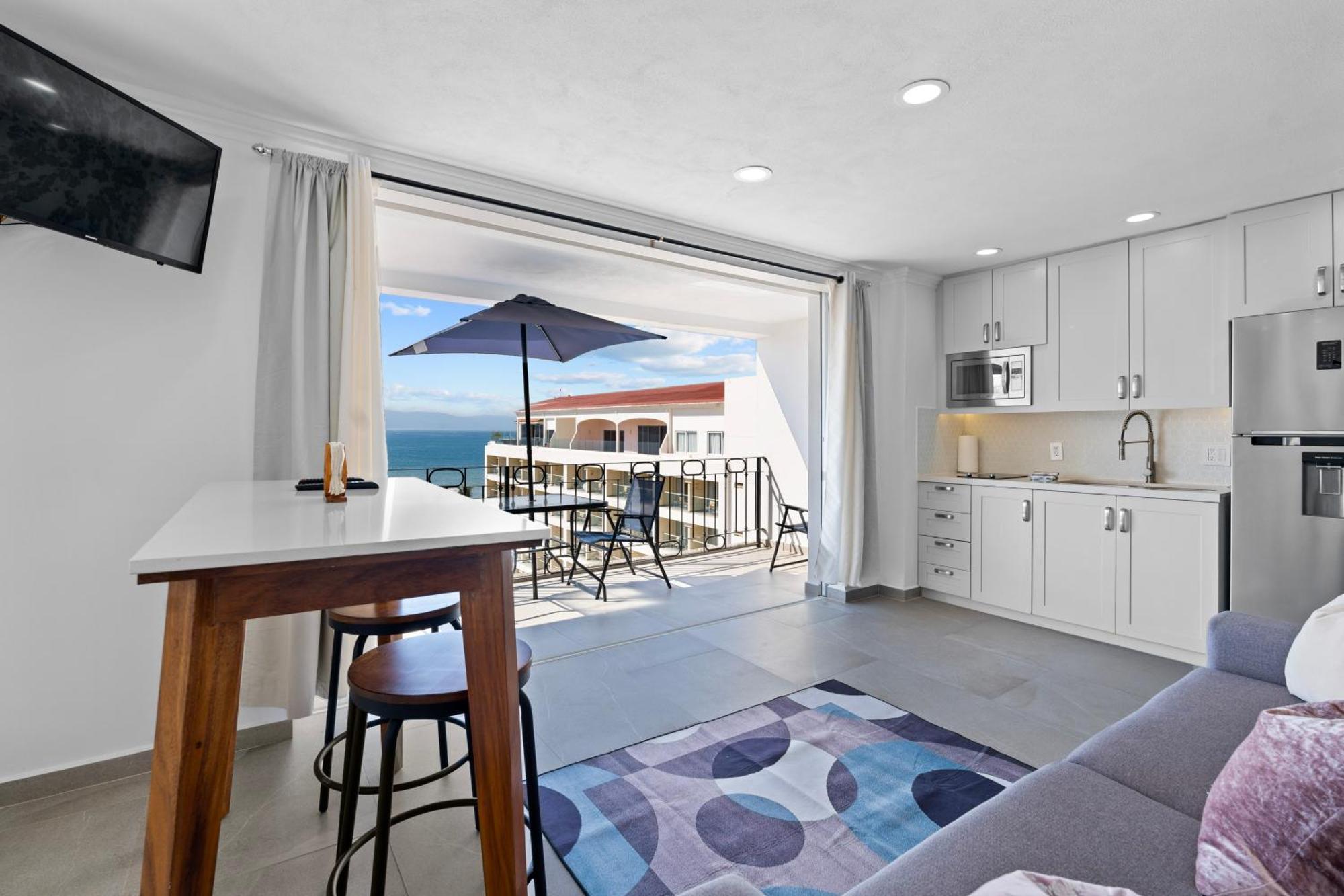 Luxury Condo Just Steps Away From The Beach! Puerto Vallarta Exterior foto